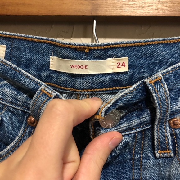 Levi’s wedgie Jeans - Picture 4 of 5